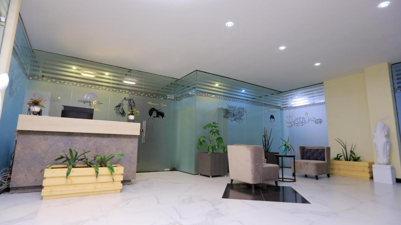 Triple E Hotel And Spa Аддис-Абеба Экстерьер фото