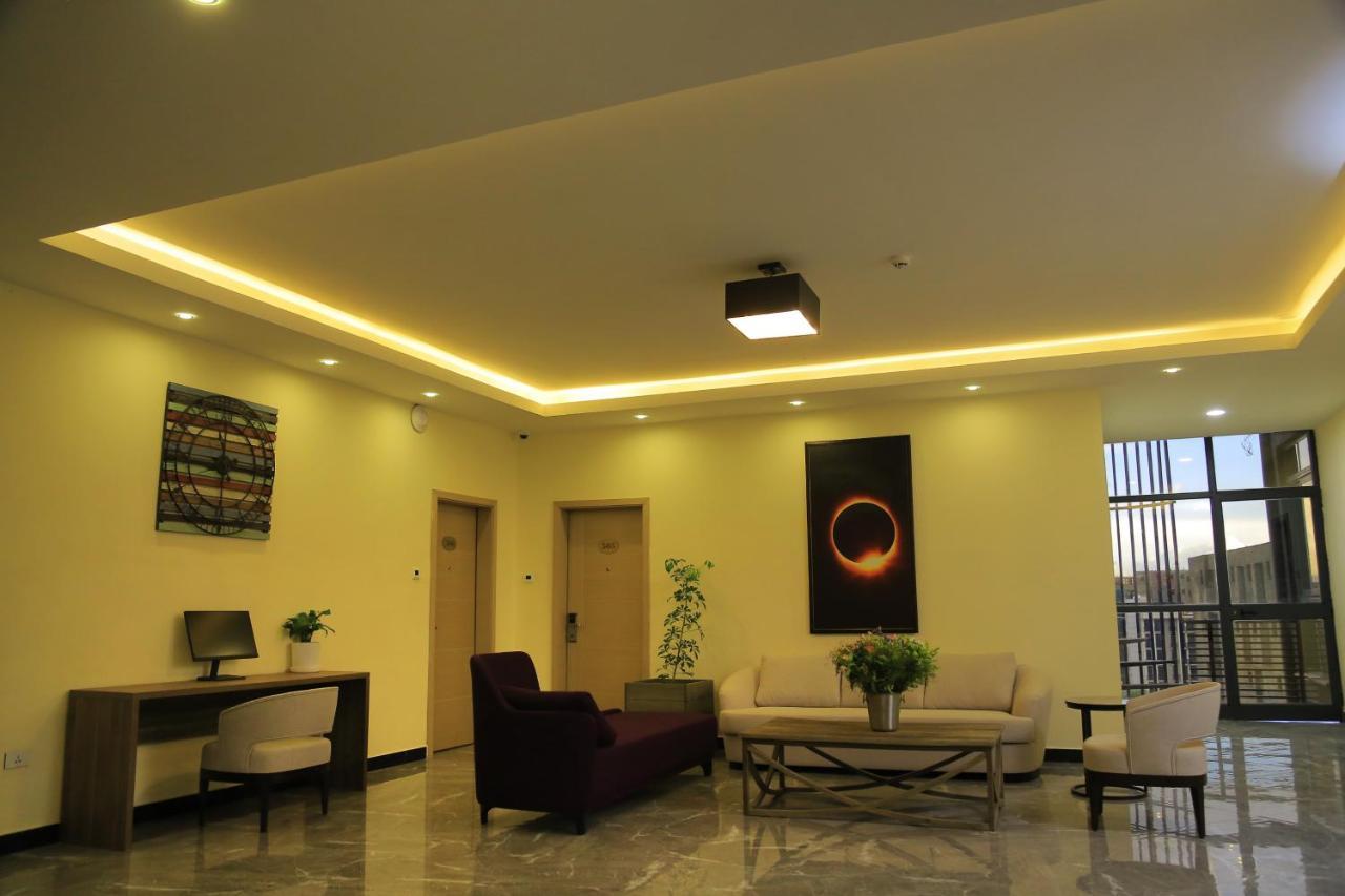 Triple E Hotel And Spa Аддис-Абеба Экстерьер фото
